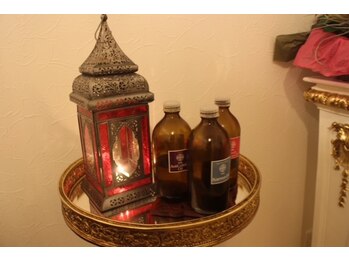 アーユルヴェーダ専門店 サラージュ 神戸元町(SALA JYU)/痩身には体質別オイルをチョイス