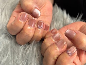 爪のいろは/マグネットネイル+追加アート