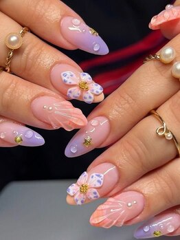 エミリーネイル(EMILY NAIL)の写真/人気のパーツやラメも豊富！流行&季節のトレンドアート◎画像持ち込みOK！長さ出しスカルプメニューも有