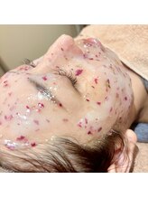 《よもぎ蒸し×ハイドロジェリーマスク》全身ぽかぽか＋お顔はしっとり透明感。内外から整うご褒美ケア