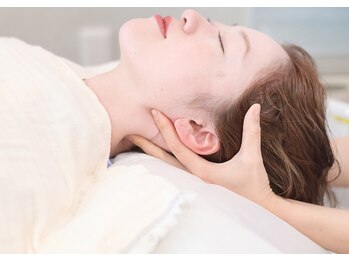 ビジ(biji)の写真/つらい首、肩こりに深くアプローチ。眠ってしまうほど気持ちよく、うっとりとあなたのコリを流します。