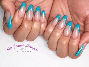 アン ジョーヌドラゴ/【ロングネイル】フレンチネイル
