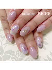 パープルのシェルネイル