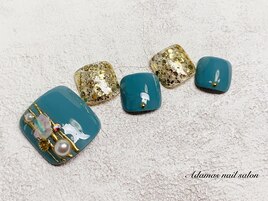 大人上品フットネイル