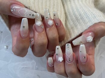 エクリュ(ecru.)/ガーリー薔薇ネイル