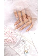 ラズリ(Lazuri)/冬っぽラメグラネイル