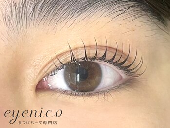 アイニコ 梅田店(eyenico)の写真/ナチュラルな雰囲気であざと可愛いすっぴん風メイクにぴったり♪まつ毛に優しい【プレミアムまつげパーマ】