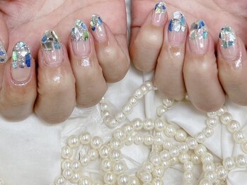 ハニービービー(Honey Bee Bee)/ブルーシェルネイル