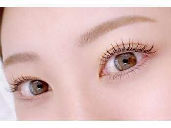 エメローズ 大宮店(AIMEROSE)の写真/高技術×スピーディー◎【アイブロウ×パーマ¥8800】上130本迄¥4400~/パリジェンヌ上¥4400/上下¥5500[大宮]