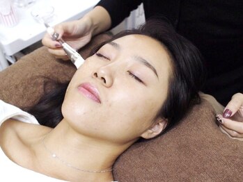 ミニョンアイラッシュデザインサロン くずは店/「フェイシャルケア」～施術～２
