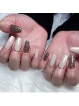 スタジオトゥーミー(Studio2me)/ワンカラー+フラッシュ