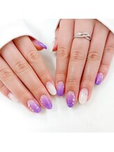 ルチェーレ(Lucere)/グラデーションネイル