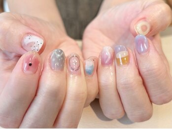 ブローチ(BRooCH)の写真/爪が短いから可愛いネイルはできない!?そんな時代はもう終わり☆短いからこそ叶う"かわいい"が急増中!!