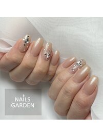 ビジューネイル※パーツ追加料金