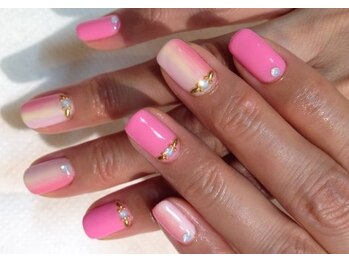 アイラッシュTokyo銀座サンクチュアリ/ネイル　90分　6800円