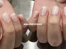 ネイルドットスタジオ 堺筋本町(NAIL DOT STUDIO)/星ネイル