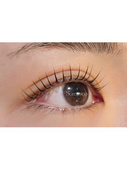 ナチュラル上品な目元にしたい