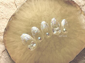 エストリブレ(estLivre)/リボンネイル