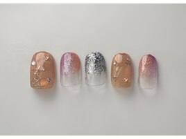 蜘蛛の巣ネイル