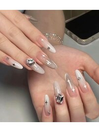 キラキラネイル