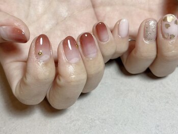 ムー(moo)/ちぐはぐアートネイル