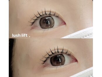 ビュー(V.I.E.W)/LASHLIFT