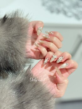 デリーネイル(Dely_nail)/シックで可愛いドットネイル