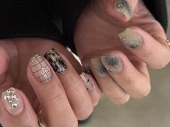 シームネイル(SEAM nail)/