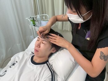 レブル 恵比寿店(rebel.)の写真/【恵比寿／眉毛サロン】初回限定でWAXスタイリングが￥3,980！垢ぬけたいなら、眉から整えるのが近道☆