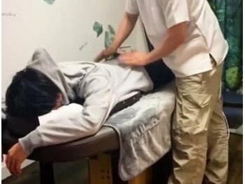 整体院 てんとてん 吉祥寺の写真/【男性特有のお悩み根本改善♪】本格的な小顔、姿勢矯正で身体の歪みや不調を改善し、スッキリ◎