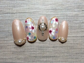 カットアンドスタイル クラウン(Cut & Style Clown)/ジェルやり放題【横浜】