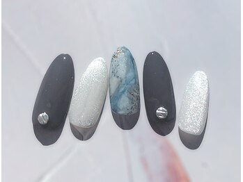 爪ソウシャイン(爪 SO SHINE)/グレーネイル☆