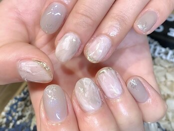 ニュアンスネイル