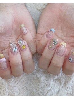 スタッフネイル