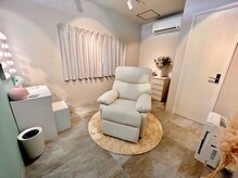 お客様に大好評フワフワなチェアで心地良く夢の中へ…♪