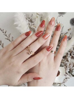 サロンド うるりら 秋田本店(salon de うるりら)/苺華-ICHIKA-