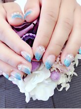 ネイルサロンアンドスクール ヴィタリティ(Vita-lity)/ブルーラメグラデ