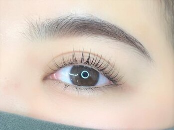 ラッシュスタイル 春日井店(Lash style)の写真/大人気のまつげパーマ！【メイクリフトカール¥4900/パリジェンヌ¥5800】自然でパッチリした目元に変身！