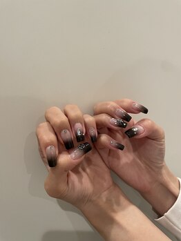 ムーイ 外苑前(mooi.)/black gradation