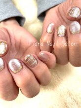ティアラ(Tiara)/お客様ネイル
