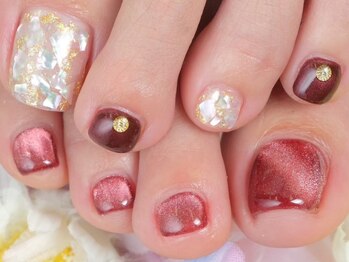 デコルネイル(Decor nail)の写真/西梅田駅3分・JR大阪駅5分!HANDワンカラー・グラデ オフ込み3900円～☆FOOTオフ込み4000円～☆