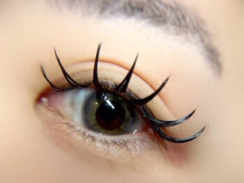 クロレ(Nail Salon COLORE)の写真/国内大会3位の技術を是非！流行りもいち早く取り入れる！ご希望を叶える「黄金比率マツエク」をご提供★