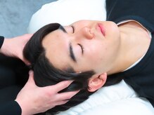 ボンデクリック 恵比寿店(Bon Declic)の雰囲気(眉毛とヘッドスパが同時で受けられるサランです♪)