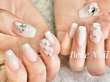 ベルネイル(Belle Nail)/白グラデー＋キルティングネイル
