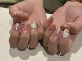 コーラルピンクニュアンスネイル
