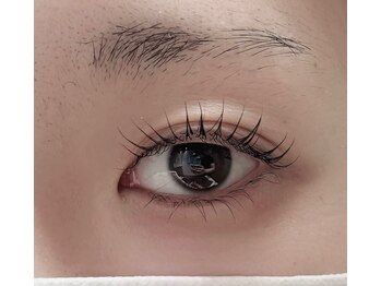 アース 津田沼店(EARTH Eye & Aesthetic)/パリジェンヌ(上下)