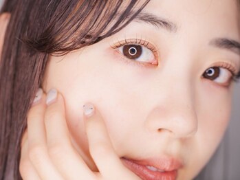 ディアブルー 大船店(diar blue)の写真/≪まつ毛パーマ≫で自まつ毛本来のラインを美しく引き出し、伏し目まで上品にキープ♪