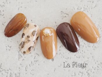 ラ フルール(La Fleur)/レオパードネイル