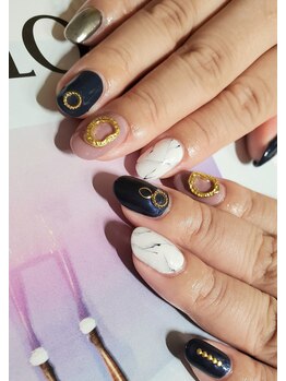 ユイアス(YUias...)/大理石・ミラーネイル