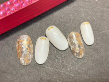 クイーンビー(QUEEN BEE)/ネイル